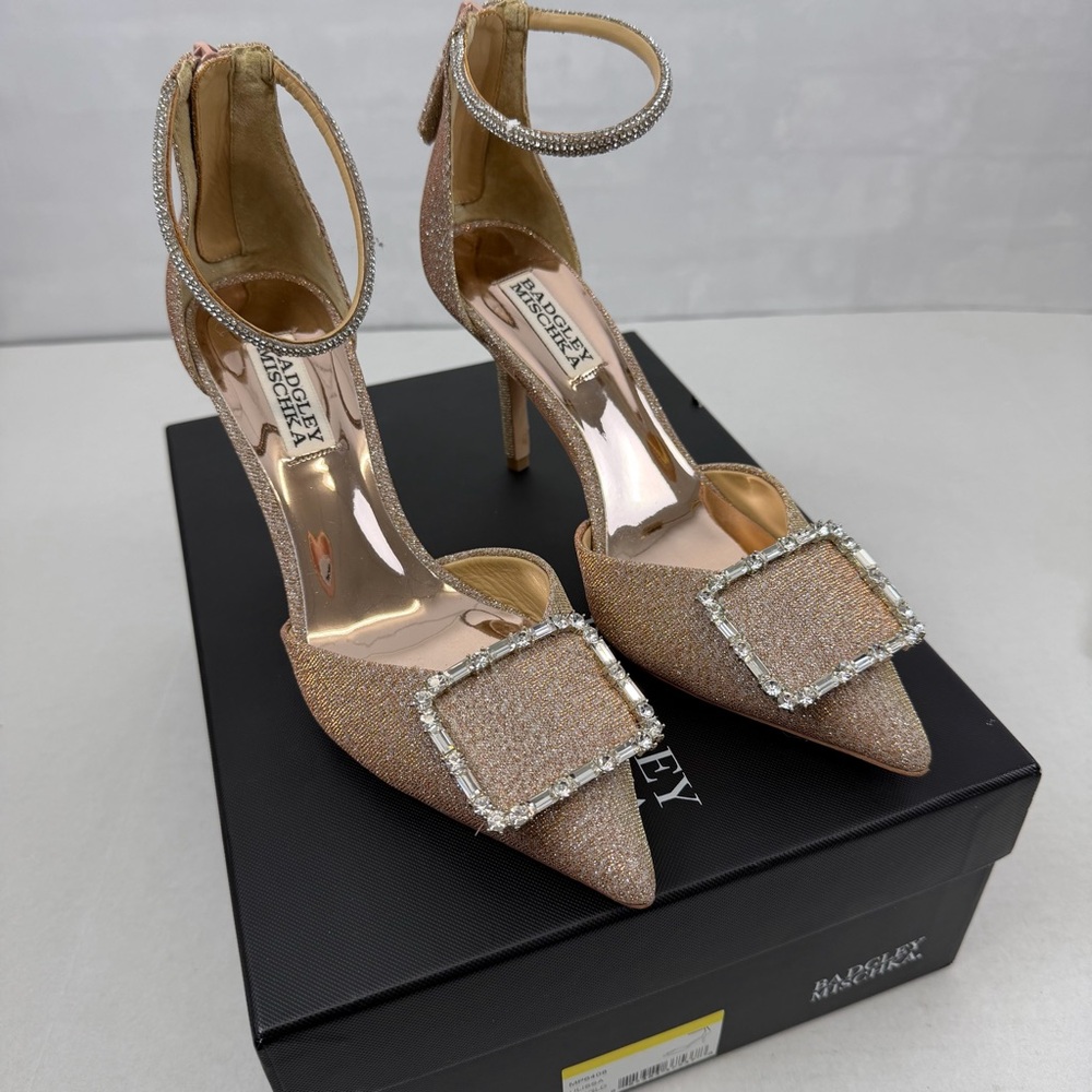 Badgley Mischka Ulissa Embellished Ankle Strap Heels Blush Gold‎ Size 7